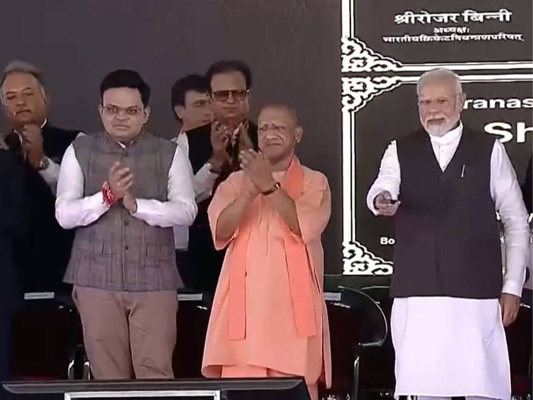 PM Modi Lays Foundation Stone Of International Cricket Stadium In Varanasi ఇది మరో శివశక్తి పాయింట్, ఆ మహాదేవునికే అంకితం - వారణాసి క్రికెట్ స్టేడియంపై ప్రధాని వ్యాఖ్యలు