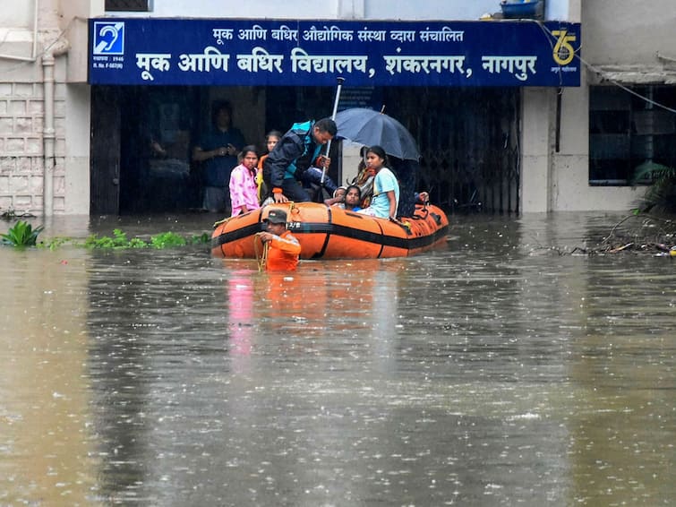 4 Dead As Rain Water Enters 10,000 Houses In Nagpur, Fadnavis Announces Financial Aid — Updates