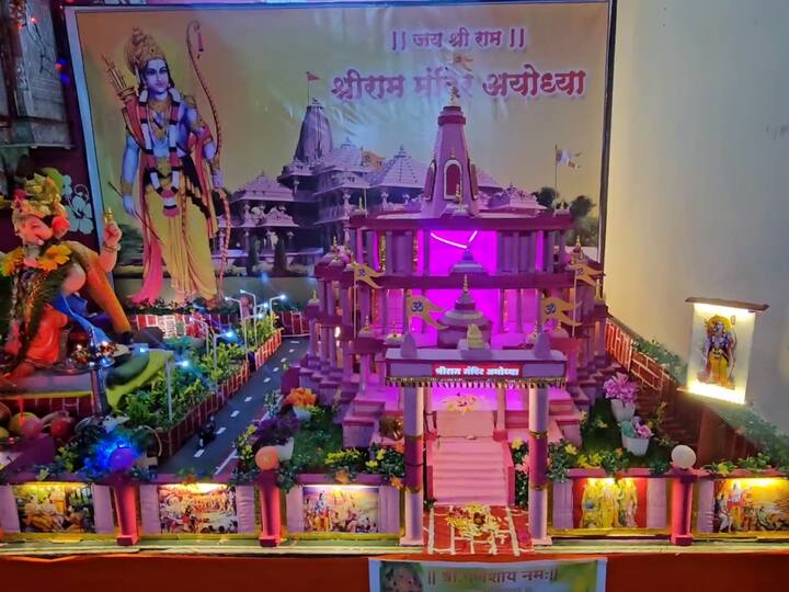 यंदा लालबागमध्ये गणेश गल्ली अर्थातच मुंबईच्या राजाला राम मंदिराची प्रतिकृती साकारण्यात आली आहे.