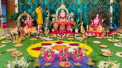 Pune news : माजी मंत्री हर्षवर्धन पाटील यांच्या घरी गौराईंची पूजा; पहा फोटो