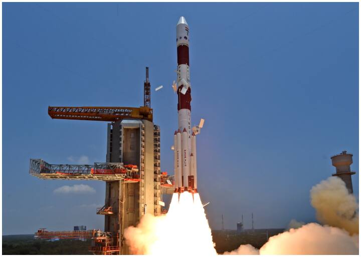 नासा ने बताया था कि उनके सौलर मिशन पारकर को कोरोनल मास इजेक्शन्स का सामना करना पड़ा था, लेकिन कई मुश्किलों का सामना करते हुए पारकर बच गया था.