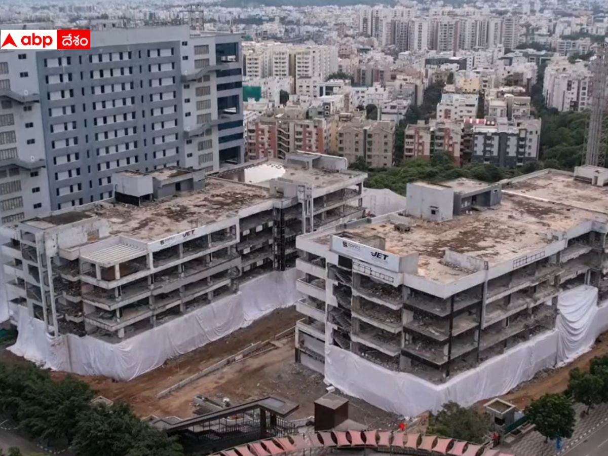 Mindspace Buildings Demolition: మాదాపూర్ మైండ్ స్పేస్ లో 2 భవనాలు క్షణాల్లో నేలమట్టం