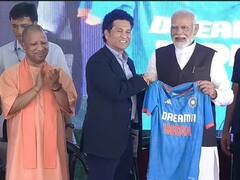 वाराणसी में PM Modi ने इंटरनेशनल क्रिकेट स्टेडियम का किया शिलान्यास, सचिन तेंदुलकर और योगी आदित्यनाथ रहे मौजूद