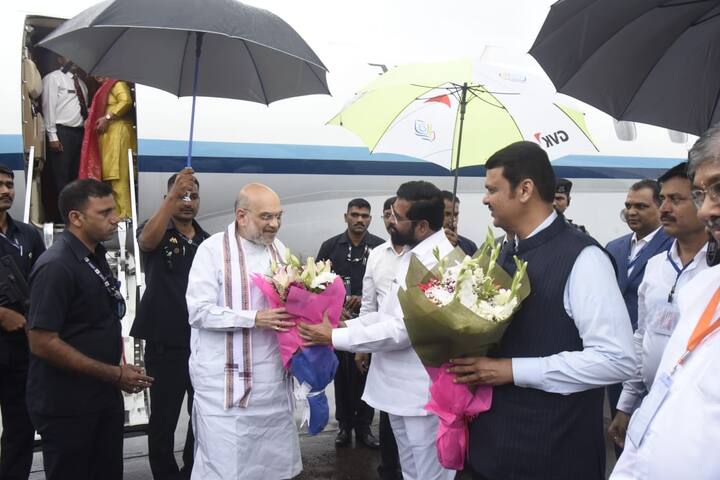 त्याचबरोबर मुंबई पोलीस सुद्धा सहज झाली असून मोठ्या प्रमाणात बंदोबस्त येणार आहेत. आणि मुख्यमंत्री यांच्या वर्षा निवासस्थानाजवळ असलेला मार्ग हा झिरो पार्किंग करण्यात आलेला आहे.