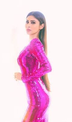 Mouni Roy: ਰਿਵੀਲਿੰਗ ਆਊਟਫਿਟ ਪਹਿਨ ਮੌਨੀ ਰਾਏ ਨੇ ਸ਼ੇਅਰ ਕੀਤਾ ਗਲੈਮਰਸ ਅਵਤਾਰ, ਬੋਲਡਨੈੱਸ ਦੇਖ ਹੈਰਾਨ ਰਹਿ ਗਏ ਫੈਨਜ਼