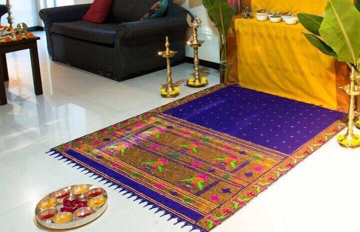 यापूर्वी देखील अर्चना शिंदे यांनी रांगोळ्याच्या माध्यमातून वेगवेगळे प्रयोग केले आहेत. तर खी वर्षांपूर्वी त्यांनी हुबेहूब पैठणी साडी तयार केली होती.