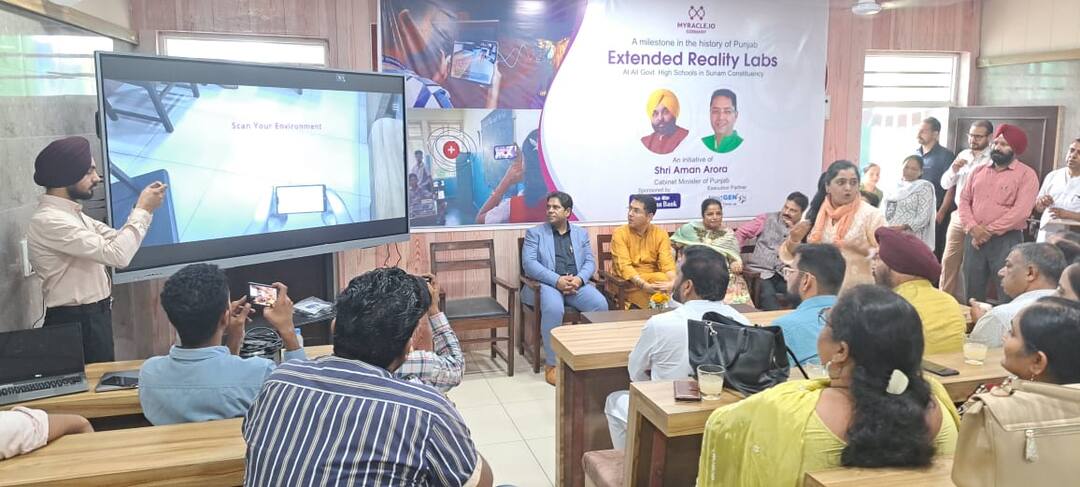 ਸਕੂਲੀ ਸਿੱਖਿਆ ਦੇ ਖੇਤਰ ਵਿੱਚ ਇੱਕ ਹੋਰ ਮੀਲ ਪੱਥਰ; ਅਮਨ ਅਰੋੜਾ ਵੱਲੋਂ ਸੁਨਾਮ ਹਲਕੇ ਦੇ ਸਾਰੇ ਸਰਕਾਰੀ ਹਾਈ ਸਕੂਲਾਂ ਵਿੱਚ 4ਡੀ ਵਿਸ਼ੇਸ਼ਤਾ ਵਾਲੀਆਂ ਐਕਸ.ਆਰ ਲੈਬਜ਼ ਦਾ ਉਦਘਾਟਨ Sunam achieves another milestone; All Govt high schools equip with XR Labs ਸਕੂਲੀ ਸਿੱਖਿਆ ਦੇ ਖੇਤਰ ਵਿੱਚ ਇੱਕ ਹੋਰ ਮੀਲ ਪੱਥਰ; ਅਮਨ ਅਰੋੜਾ ਵੱਲੋਂ ਸੁਨਾਮ ਹਲਕੇ ਦੇ ਸਾਰੇ ਸਰਕਾਰੀ ਹਾਈ ਸਕੂਲਾਂ ਵਿੱਚ 4ਡੀ ਵਿਸ਼ੇਸ਼ਤਾ ਵਾਲੀਆਂ ਐਕਸ.ਆਰ ਲੈਬਜ਼ ਦਾ ਉਦਘਾਟਨ