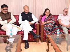 राजस्थान चुनाव से पहले साथ-साथ नजर आए CM अशोक गहलोत और वसुंधरा राजे, जानें- क्या है पूरा मामला?