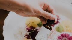 Curly Hair Care Tips : हे 5 हेअर ऑइल कुरळ्या केसांचे सौंदर्य टिकवून ठेवतात, जाणून घ्या