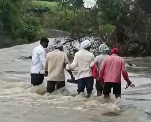 Latur News:  कासार शिरसी परिसरात ढगफुटी सदृश्य पाऊस झाला.