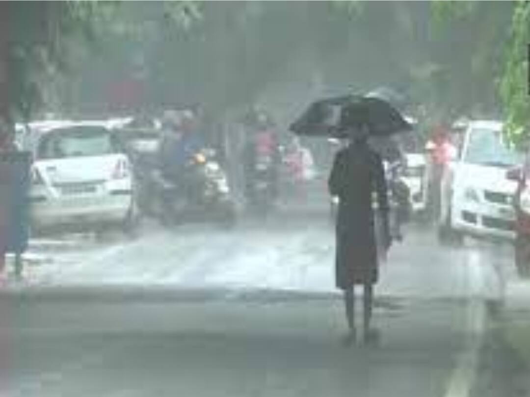 Rain Alert : தமிழகத்தில் இன்று 12 மாவட்டங்களில் ஓரிரு இடங்களில் கனமழைக்கு வாய்ப்பு.. வானிலை மையம் தகவல்! Chance of heavy rain at 12 districts today Information from Meteorological Department Rain Alert : தமிழகத்தில் இன்று 12 மாவட்டங்களில் ஓரிரு இடங்களில் கனமழைக்கு வாய்ப்பு.. வானிலை மையம் தகவல்!