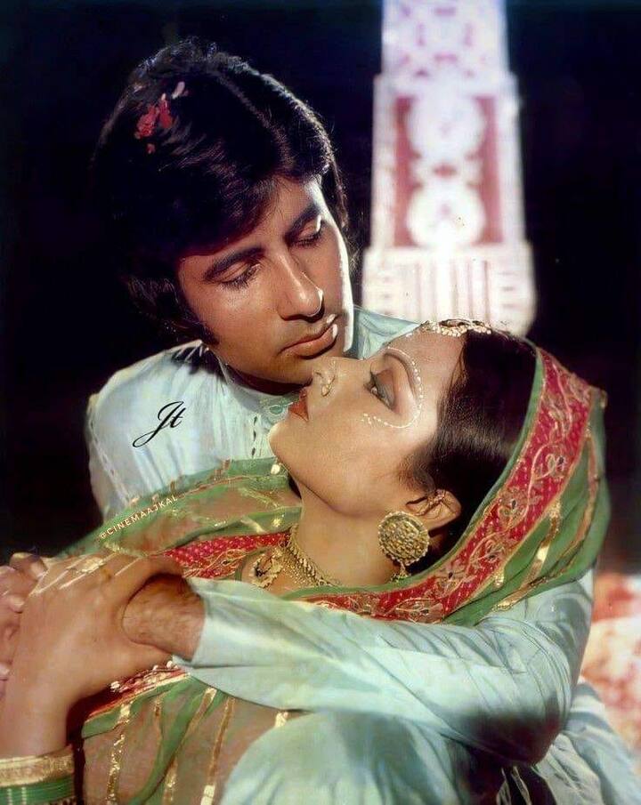 Rekha Amitabh Bachchan Kissa: अमिताभ बच्चन (Amitabh Bachchan) और रेखा (Rekha) की लव स्टोरी ना सिर्फ एक दौर में फिल्म इंडस्ट्री के सबसे चर्चित कहानी होती थी बल्कि आज भी इसे लेकर बातें होती हैं. रेखा और अमिताभ एक दूसरे को बेहद पसंद करते थे और साथ वक्त बिताने के लिए हर मुमकिन कोशिश करते थे. ऐसा ही एक किस्सा मशहूर विलेन रहे रंजीत से भी जुड़ा है. जब रंजीत को अमिताभ और रेखा की लव स्टोरी की वजह से काफी परेशानी उठानी पड़ी थी.