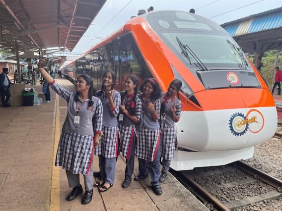 Nine Vande Bharat Express: Simultaneous gift of nine new Vande Bharat Express trains, Prime Minister Narendra Modi flagged off