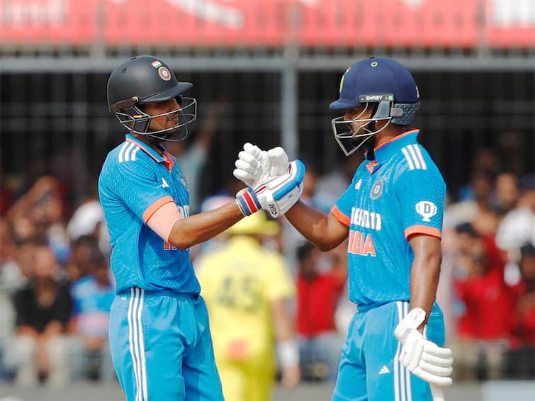 IND vs AUS 2nd ODI India give target 400 runs against Australia Innings highlights Holkar Stadium IND Vs AUS, Innings Highlights: சிக்ஸர் மழை; 400 ரன்கள் டார்கெட்; ஆஸ்திரேலியாவை நையப்புடைத்த இந்திய பேட்ஸ்மேன்கள்..!