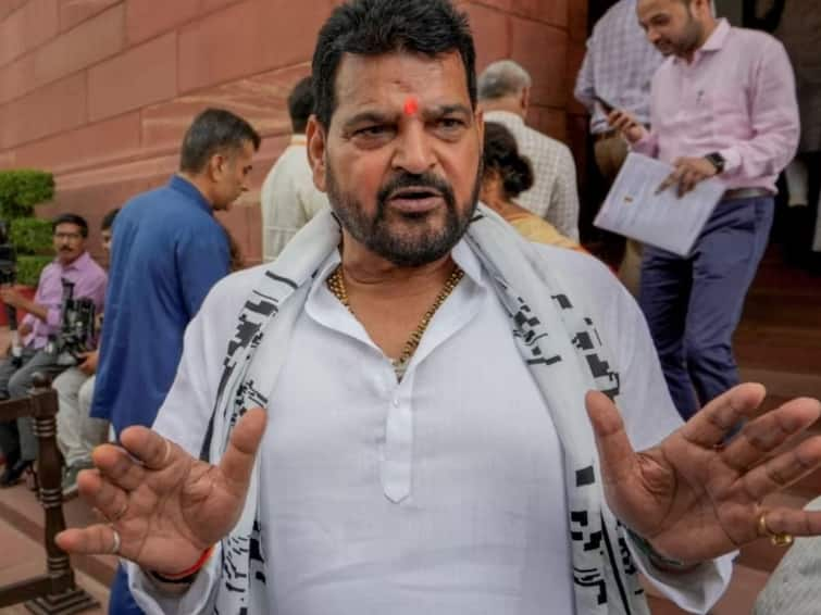 WFI Chief Brij Bhushan Singh Abused Wrestlers at every opportunity, Says Delhi Police to court రెజ్లర్లను వేధించినట్టు ఆధారాలున్నాయి, బ్రిజ్ భూషణ్‌కి మూడేళ్ల జైలు శిక్ష పడుతుండొచ్చు - ఢిల్లీ పోలీసులు