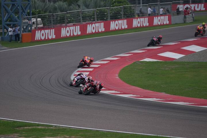 केटीएम के ब्रैड बाइंडर चौथे स्थान पर रहे, होंडा के जोन मीर पांचवें और जोहान ज़ारको छठवें स्थान पर रहे.