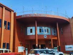 महिलाओं ने नगर निगम के खिलाफ खोला मोर्चा, वेतन भुगतान नहीं करने का लगाया आरोप,अधिकारियों ने दिया कार्रवाई का आश्वासन