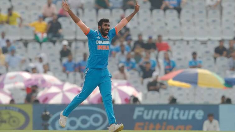 IND vs AUS 2nd ODI: Jasprit Bumrah not to play, given short leave, Mukesh Kumar joins Team India as replacement IND vs AUS 2nd ODI: অস্ট্রেলিয়ার বিরুদ্ধে দ্বিতীয় ওয়ান ডেতে খেলবেন না বুমরা, কিন্তু কেন?