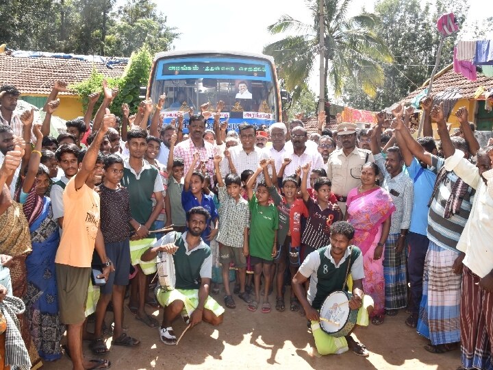 ஏற்காடு மலைக் கிராமத்திற்கு 35 ஆண்டுக்கு பின் சாலை, பேருந்து வசதி - கிராம மக்கள் ஆடி, பாடி வரவேற்பு