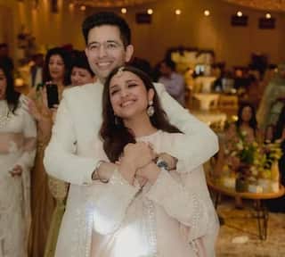 Parineeti Chopra-Raghav Chadha Wedding : સાત ફેરા લઈ સાત જન્મો સુધી એકબીજાના થયા પરિણીતિ ચોપરા અને રાઘવ ચઢ્ઢા 