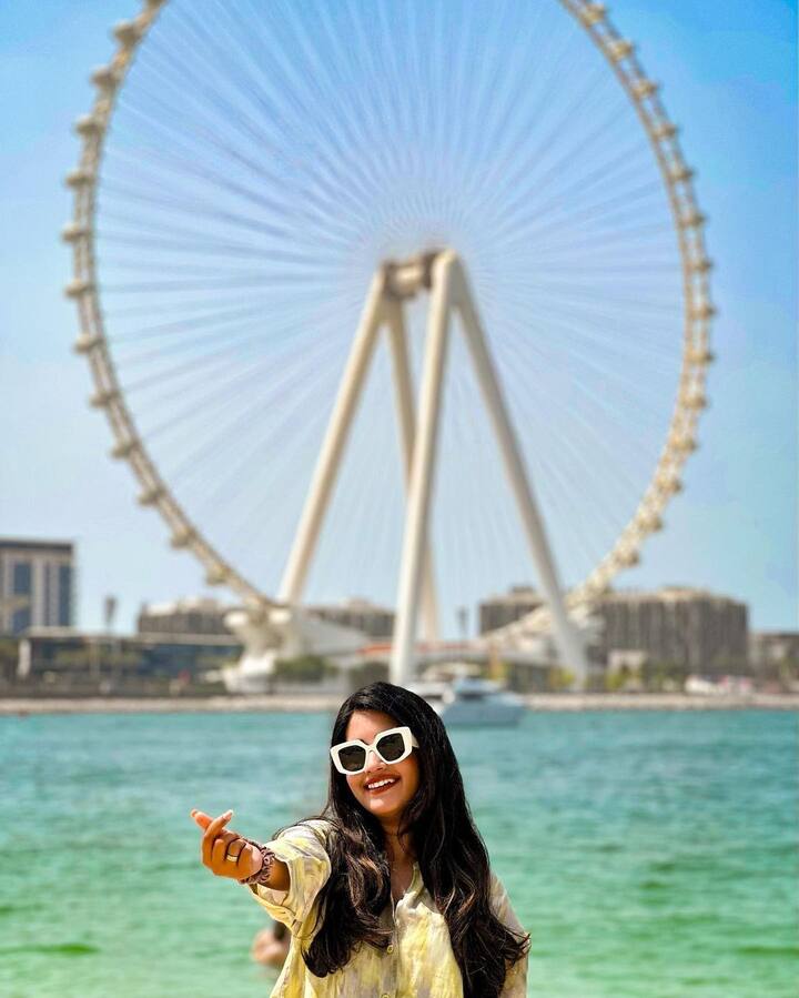 అదే పాపులర్ తో బిగ్ బాస్ హౌస్ కి వెళ్లి తన ఆట తీరుతో బుల్లితెర ఆడియన్స్ కి మరింత దగ్గరయింది.