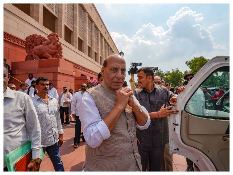 Defence Minister Rajnath Singh To Inaugurate Bharat Drone Shakti Induct C 295 Aircraft Into IAF Defence Minister Rajnath Singh To Inaugurate 'Bharat Drone Shakti' Today, Induct C-295 Aircraft Into IAF