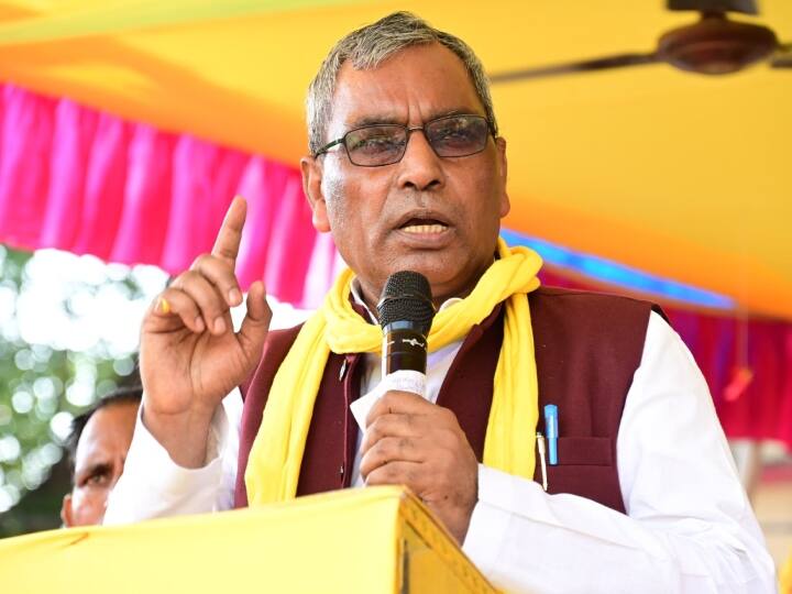 Om Prakash Rajbhar said we are in favour of dividing UP state into four parts पश्चिमांचल के बाद पूर्वांचल की मांग! OP Rajbhar का बयान बीजेपी को दे सकता है टेंशन, जानें- क्या कहा?