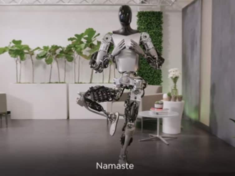 Tesla Shares Video Of Humanoid Robot Doing Yoga Tesla Optimus : 'నమస్తే', యోగా చేసిన టెస్లా రోబో ఆప్టిమస్‌