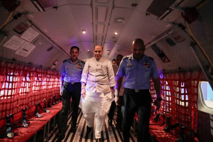 এই বিমান তৈরির জন্য যা যা লাগবে তা ইতিমধ্যেই উৎপাদন হওয়া শুরু হয়ে গিয়েছে। হায়দরাবাদে  Main Constituent Assembly (MCA)-তে সেগুলি তৈরি হচ্ছে। তারপর সেগুলি নিয়ে আসা হবে ভাদোদরার  Final Assembly Line (FAL)-এ। যেটি ২০২৪ সালের নভেম্বরের মধ্যে তৈরি হয়ে যাবে বলে মনে করা হচ্ছে।