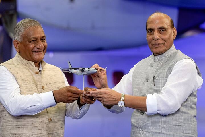 ২০ সেপ্টেম্বর ভাদোদরায় এসে পৌঁছনোর পরেই জানানো হয়েছিল IAF-এর X হ্যান্ডেলে। সেখানেই বলা হয়েছিল ২৫ সেপ্টেম্বর বাহিনীতে আনুষ্ঠানিকভবে অন্তর্ভুক্ত করা হবে এই বিমানটি।