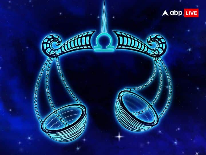 तुला राशि (Libra) तुला राशि वालों के लिए साल 2024 बहुत बढ़िया रहने वाला है. इस साल आपना घर ले पाएंगे, इस बात का लंबे समय से इंतजार कर रहे थे, यह सपना आपका जल्द ही पूरा होगा. अगर आप जॉब करते हैं तो आपको इस साल अपने वर्कप्लेस पर तरक्की मिलेगी. नए लोगों के संपर्क में आएंगे, आपके लिए रिलेशन बनेंगे.