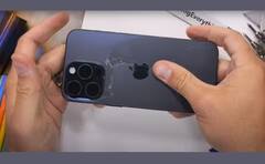 iPhone 15 સીરિઝનો બેક ગ્લાસ તૂટી જાય તો કેટલો થશે ખર્ચ? એટલામાં તો આવી જાય એક એન્ડ્રોઇડ ફોન