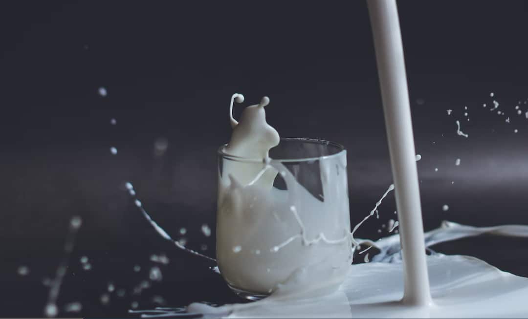 know the benefits of milk Depression Diet: ਸਰੀਰਕ ਹੀ ਨਹੀਂ ਮਾਨਸਿਕ ਮਜਬੂਤੀ ਲਈ ਵੀ ਦੁੱਧ ਵਰਦਾਨ! ਚਿੰਤਾ ਤੇ ਤਣਾਅ ਹੋ ਜਾਣਗੇ ਛੂ-ਮੰਤਰ