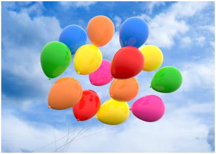 Gas Balloon science: आपने देखा होगा कि जब भी गैस का गुब्बारा हवा में उड़ाते हैं तो वो आसमान में जाता रहता है, क्या आप जानते हैं वो एक वक्त बाद कहां चला जाता है.