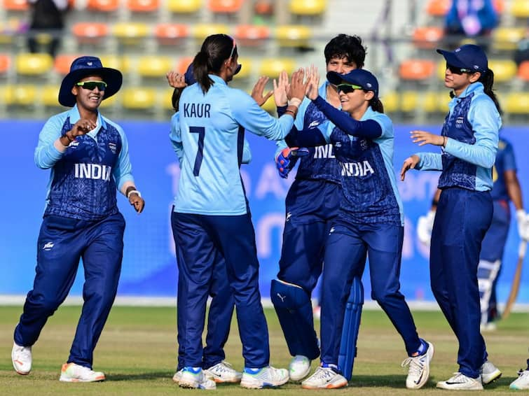 Asian games 2023 India women cricket team clinches gold Sri Lanka got silver medal Asian Games 2023: గోల్డ్ కొట్టేసిన స్మృతి మంధాన సేన! లంకపై ఫైనల్లో థ్రిల్లింగ్‌ విక్టరీ