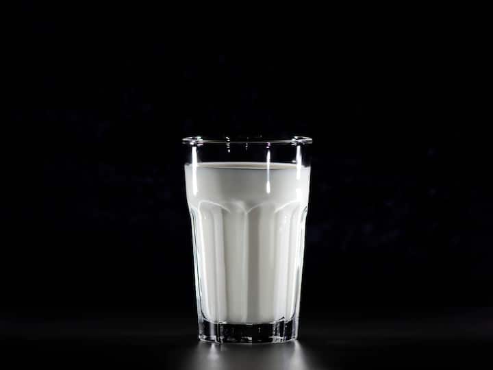 ​​आपके घर आ रहा दूध असली या नकली? इन तरीकों से कर सकते हैं पता…