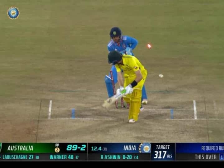 Ravi Ashwin Magical Delivery To Marnus Labuschagne IND vs AUS 2nd ODI Latest Sports News IND vs AUS: मार्नस लाबुशेन के स्टंप उड़ाने वाली अश्विन की मैजिक बॉल चर्चा में क्यों है?
