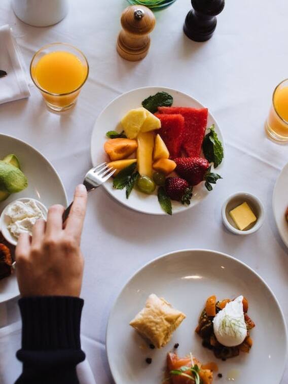 कमजोरी दूर करने के लिए सुबह खाली पेट करें इन 10 चीजों का सेवन