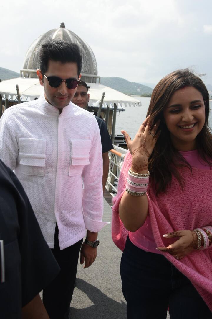 Names such as Sania Mirza, Arvind Kejriwal, Chief Minister of Delhi, along with Bhagwant Mann, Chief Minister of Punjab and Harbhajan Singh were among the other guests at the wedding. (All images: Manav Manglani)