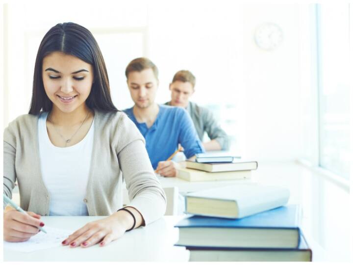 UP Board Exams 2024 UPMSP Class 10 and 12 Registration Last Date Extended Till 10 October at upmsp.edu.in UP Board Exams 2024: 10वीं और 12वीं के लिए अब इस तारीख तक करा सकते हैं रजिस्ट्रेशन, चेक करें जरूरी अपडेट