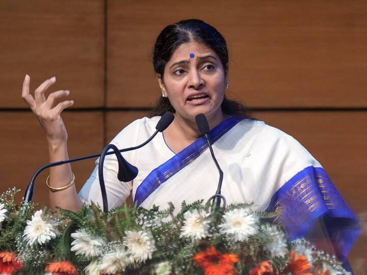 Caste Census Union Minister Anupriya Patel said In Varanasi Apna Dal is in favor of census ANN Caste Census: जाति जनगणना को लेकर NDA में मतभेद? केंद्रीय मंत्री अनुप्रिया पटेल बोलीं- 'सेंसस के पक्ष में अपना दल'