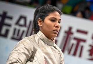 Bhavani Devi: மீண்டும் தங்கம் வென்ற தமிழக பெண் சிங்கம்.. 37வது தேசிய விளையாட்டில் வாள்வீச்சில் பவானி தேவி அசத்தல்!