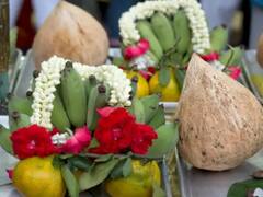 தேவையில்லாமல் கவலை படாதீங்க...கோயிலில் உடைத்த தேங்காய் அழுகியிருந்தால் இதுதான் அர்த்தம்!