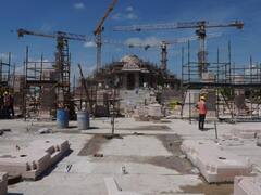 Ayodhya News: अयोध्या में आकार लेने लगा भव्य राम मंदिर, परिक्रमा से लेकर दिखी बारीक नक्काशी, देखें- ताजा तस्वीरें