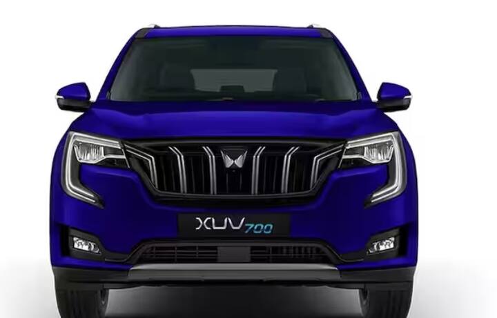 ਮਹਿੰਦਰਾ SUV700 ਨੂੰ ਵੀ ਇਸ ਫੀਚਰ ਨਾਲ ਖਰੀਦਿਆ ਜਾ ਸਕਦਾ ਹੈ, ਜੋ ਪੈਟਰੋਲ ਅਤੇ ਡੀਜ਼ਲ ਦੋਵਾਂ ਵੇਰੀਐਂਟ 'ਚ ਉਪਲਬਧ ਹੈ। ਇਸ ਦੀ ਐਕਸ-ਸ਼ੋਰੂਮ ਕੀਮਤ 13.45 ਲੱਖ ਰੁਪਏ ਹੈ।