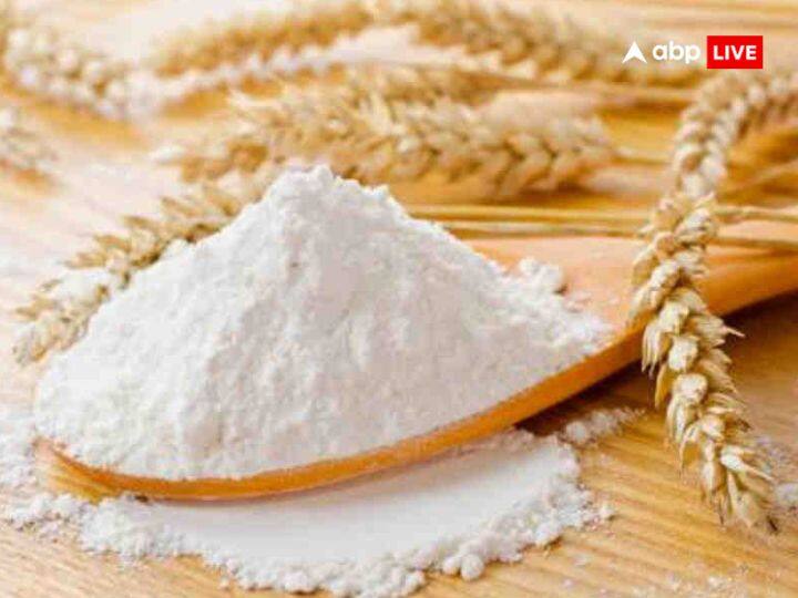 अगर घर के सदस्यों में कलह की स्थिति बनी हुई है तो को गेहूं पिसवाते समय उसमें 100 ग्राम काले चने, 100 ग्राम तुलसी और 2 से 3 दाने केसर के डालकर पिसवाना चाहिए,और घर का गेहूं हमेशा शनिवार के दिन ही पिसवाएं. ऐसा करने से आर्थिक तंगी तो दूर होगी ही, साथ ही घर के लोगों को आपसी कलह से भी छुटकारा मिलेगा.