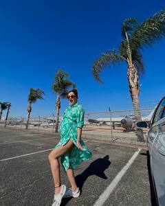 गरोदरपणातही रुबिना दिलैकचं स्टायलिश फोटोशूट, फ्लॉन्ट केला बेबी बंप!