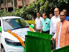 बिहार के ITI कॉलेज में पढ़ने वाले छात्र अब बनाएंगे इलेक्ट्रिक कार, टाटा टेक से समझौता, पढ़ें पूरी खबर