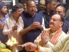 पुणे में गणेश पूजा पंडाल में लगी आग, बीजेपी अध्यक्ष जेपी नड्डा और बावनकुले को सुरक्षित निकाला बाहर