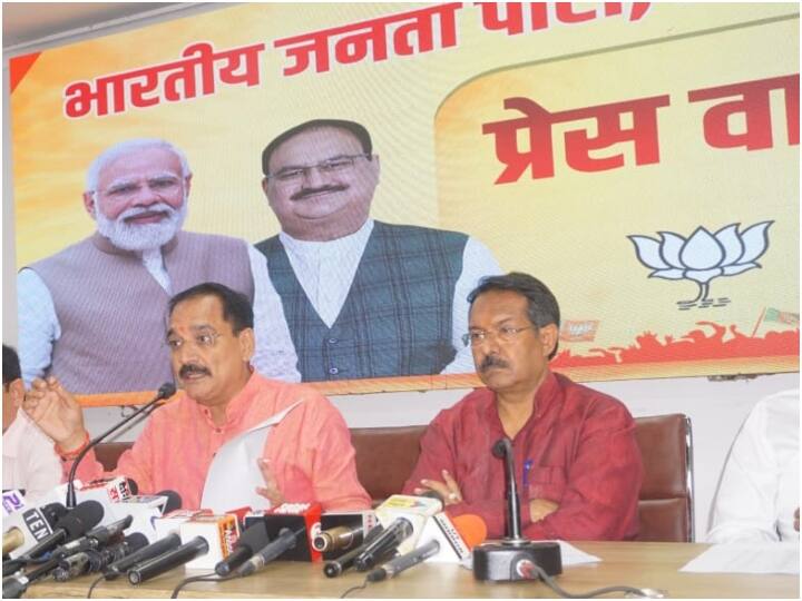 bjp leader virendra sachdeva demands cm arvind kejriwal to release dengue patient data Delhi Dengue Case: डेंगू के आंकड़ों को लेकर बीजेपी ने केजरीवाल सरकार को घेरा, सीएम ऑफिस घेराव की दी चेतावनी